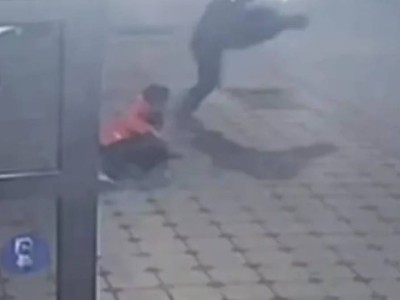 Алматыда белгісіз ер адам 12 жасар балаға пышақпен қоқан-лоқы көрсетіп, гитарасын тартып алды