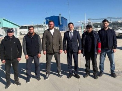 Усть-Лугадағы төбелестен кейін ұсталған қазақстандықтар босатылды, бірақ үшеуі тергеу астында қала береді