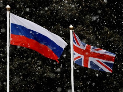 Дипломатиялық жанжал: Ресей Британияның тыңшысын елден шығарды