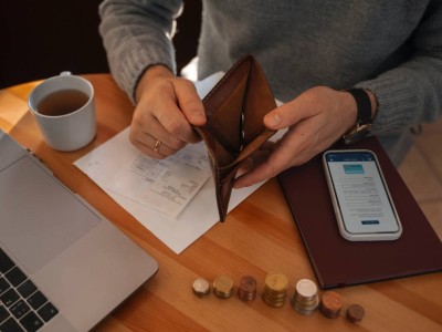 Адам несиені еріккеннен емес, амалсыздан алады – экономист