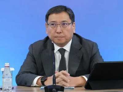 Ерболат Досаев тағы бір қызметінен айырылды