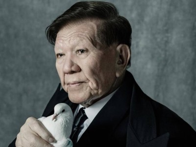 Шахановты соңғы сапарға шығару кезіндегі оқиғалар қоғамда қызу талқыланды