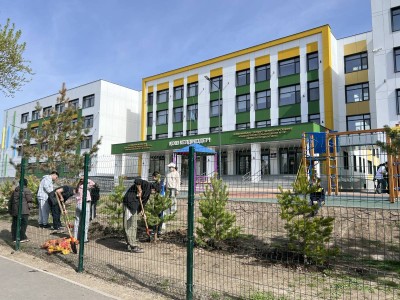 «Таза Қазақстан»: мектеп ауласында «Келешек бағы» акциясы өтті