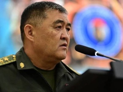 Қырғызстанда саяси мәлімдеме: депутат Тәшиевтің қызметтен кету себебін атады