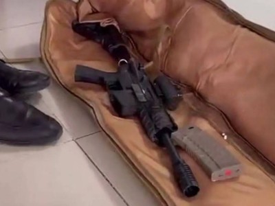 Ақтауда ер адам кеңсеге «қару мен гранатаға ұқсас заттармен» келген: полиция түсініктеме берді