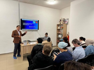 Астанада ерекше бала тәрбиелеп отырған отбасыларға арналған кездесу өтті