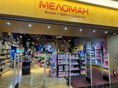«Меломан» сөрелерінен соғыс пен диктаторлар туралы кітаптар жоғалып кетті
