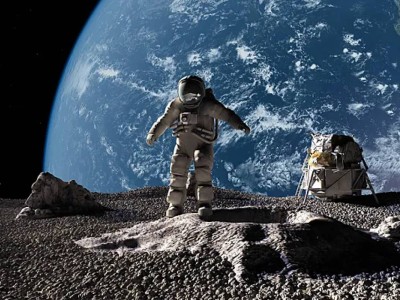 Ғарышқа ұшып кеткен астронавтар кенеттен басқа кемеге көшуге мәжбүр болды