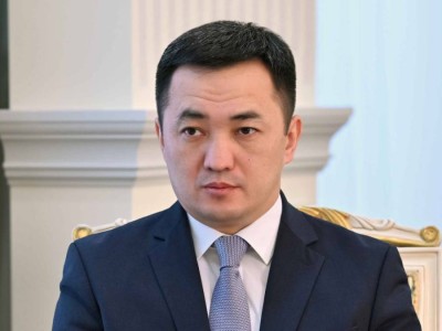 "Әділет" "Аманатқа" ұқсамай ма: Партия басшысы пікір білдірді