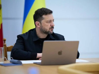 Зеленский Путинмен жыл соңына дейін келіссөз өткізгісі келеді