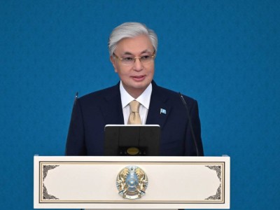 Президент медицина қызметкерлерін кәсіби мерекемен құттықтады