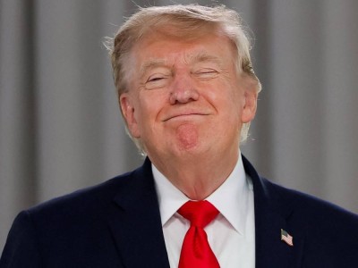 Трамп Ирандағы мектепте 175 адамның қаза табуына қатысты пікір білдірді