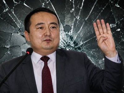 Полиция Серікжан Біләштің әпкесінің үйін тінтіп, өзін алып кеткен