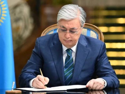 Енді психологтар мемлекеттік тіркеуден өтеді: Президент жаңа заңға қол қойды
