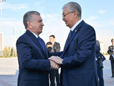 Тоқаев Шавкат Мирзиёевті 69 жасқа толуымен құттықтады