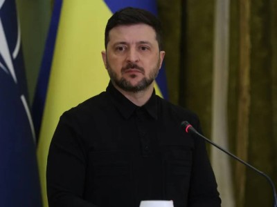 Зеленский АҚШ Украинаға Patriot зымырандарын ай сайын жеткізетінін айтты