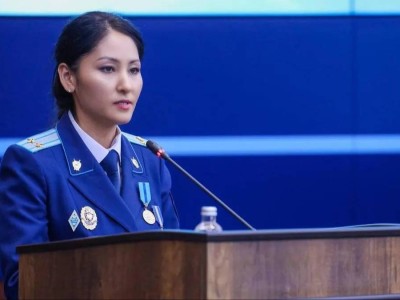 "Үнсіз қала алмаймын": прокурор Айжан Аймағанова әйелдерді кемсітуге қатысты пікір білдірді