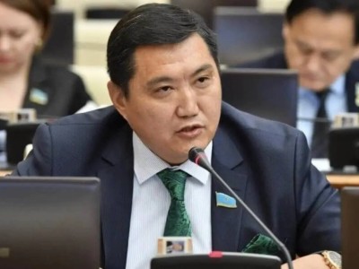 Бақытжан Базарбек жол апатынан кейін мәлімдеме жасады
