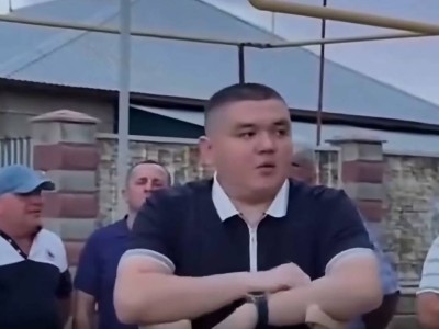 «Алдымен қазақша сөйлеймін» деген әкімнің үстінен арыз жазылды