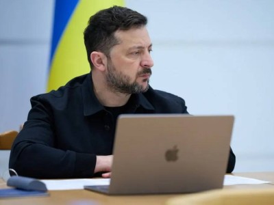 "Ресей аспаны қауіпті болып барады": Зеленский әуе компанияларына ескерту жасады