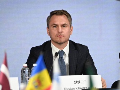 Украинаның бас прокуроры Руслан Кравченко отставкаға кетуге өтініш берді