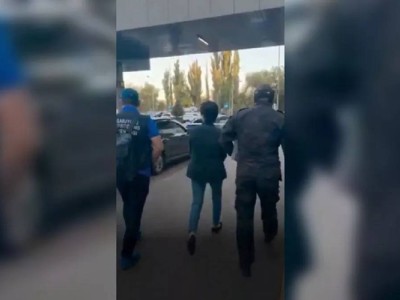 Finiko ісі: Халықаралық іздеуде жүрген топ-менеджер Түркиядан Қазақстанға жеткізілді