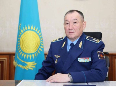 Дәурен Қосанов Қорғаныс министрі қызметінен босатылды
