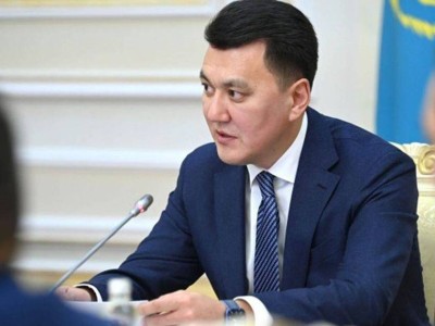 Мемлекет жай ғана әрекет етіп қоймай, жүйелі шешімдер қабылдап жатыр – Ерлан Қарин Маңғыстаудағы жағдай туралы айтты