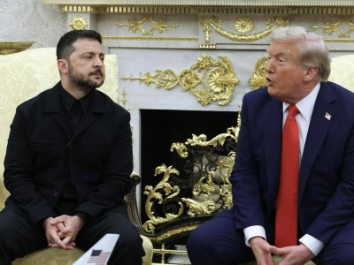 "Не айтып тұрғанын өзі білмейді": Трамп Зеленскийді тағы да сынға алды