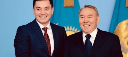 Әртіс әрі әнші Әлімжанов депутат болып, ант берді.