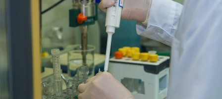 Жас ғалымдардың жобалары бағалануы керек.