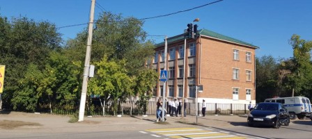 Ақтөбелік полицейлер екі күннен бері мектептерді «бомбалап» жатқандарды таппай жатыр.