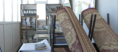 Ақтөбеде алтын кеніші бар ауыл төрт бөлмелі үйді мектеп қылып отыр.
