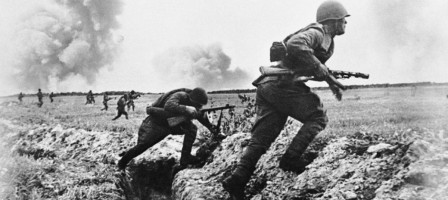 Соғыс жылдарында қазақстандық өнерпаздар майданда 36 мыңнан аса концерт қойған.