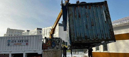 Астанада заңсыз салынған 32 дүңгіршек бұзылды.