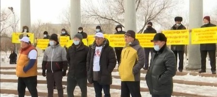Ақтөбеде бір топ шаруа ауыл шаруашылығы министрлігінің ұлттық жобасына қарсы шықты.