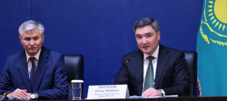Олжас Бектенов Ұлытау облысының активіне жаңа әкімді таныстырды .