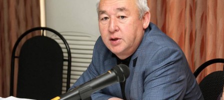 «Мемлекеттік қызметшілер — халықтың қызметшілері. Ал халық өз қызметшілерін таңдауға құқылы».