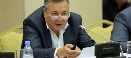 Б.Байбек назарына! Халықаралық жарысты Ресейдің мемлекеттік тілінде жүргізу не сасқандарың?.