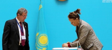 «Билік президент сайлауы кезіндегі тәуелсіз бақылаушылар қарсылығынан сабақ алды «.