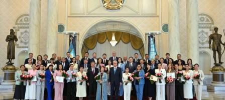 Президент бір топ журналисті мемлекеттік наградалармен марапаттады.