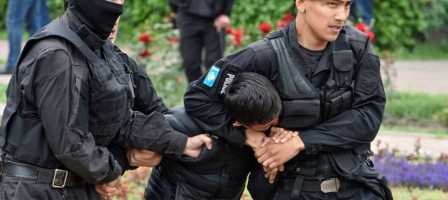 Митингіде ұсталғандарға көмек көрсету басталды.