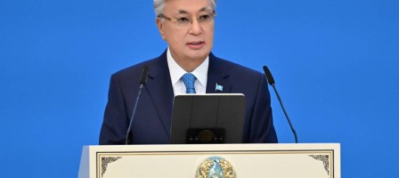 Популистер мен саясаткер сымақтарға қарсы тұруымыз керек – Тоқаев.