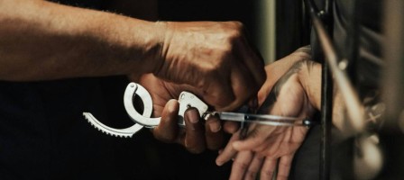 1 миллион пара алған полицей айыппұлмен құтылды.