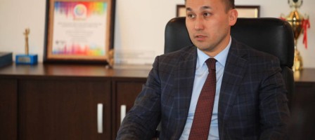 Дәурен Абаев мемлекеттік мекемелердің баспасөз хатшыларының міндеттерін бекітті.