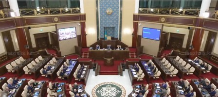 Мемлекеттік қызмет туралы заң Конституцияға сәйкестендірілді.