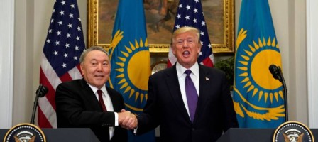 Трамп Қазақстан мектептерінде ағылшын тілін оқытуды жетілдіруге көмектеспек.