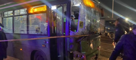 Автобус апаты: Өлген азаматтың туыстары кімнен көмек сұрарын білмей отыр.