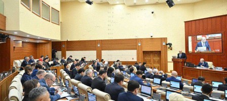 Баспасөз картасы туралы норма масс-медиа туралы заңнан алынып тасталды.