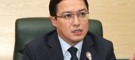 Ақышев Назарбаевтің көмекшісі болып тағайындалды.
